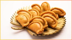 गुजिया