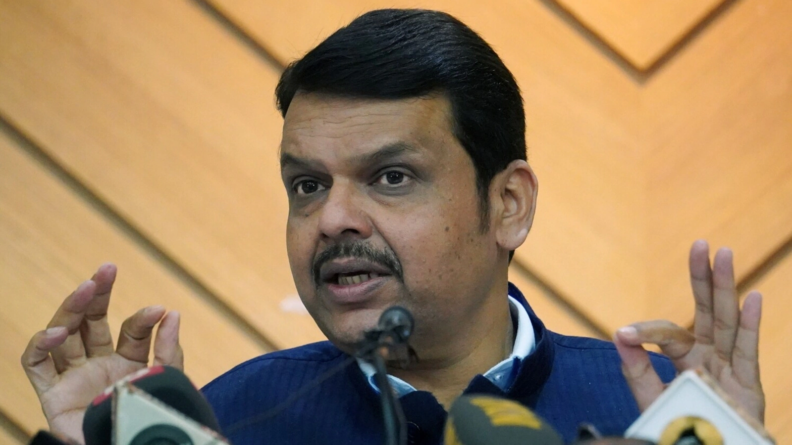 देवेंद्र फडणवीस